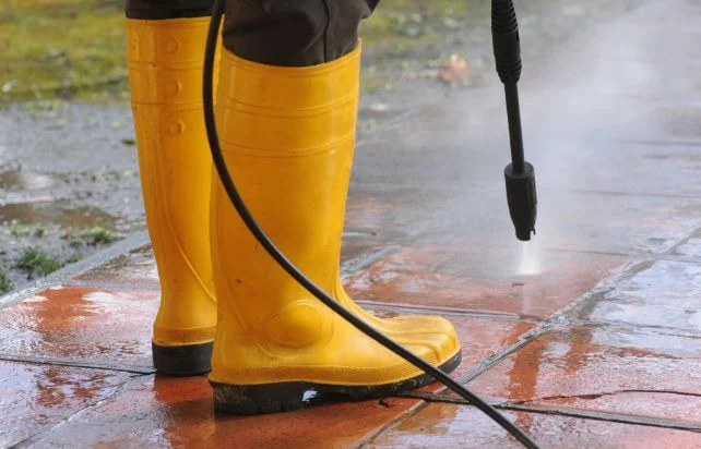 Pressure Washing service improving curb appeal in Pinecrest, FL
